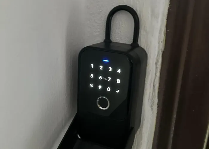 Insa Daily Appartamento Tirana